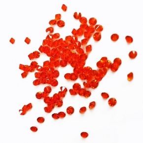 16. Mini cyrkonie 1,5mm...