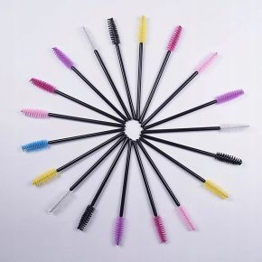 Szczoteczki spiralkia do rzęs i brwi 50 sztuk kolor losowy